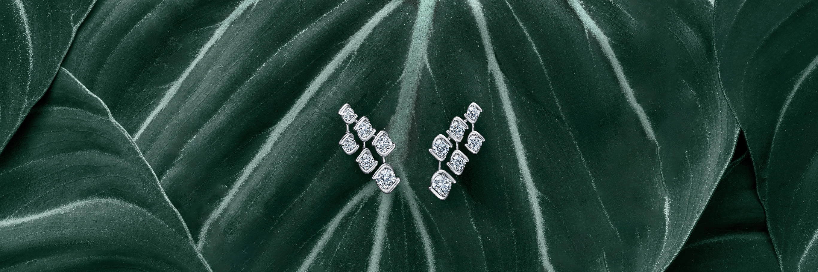 DeGem Malaysia's Dangling Earrings