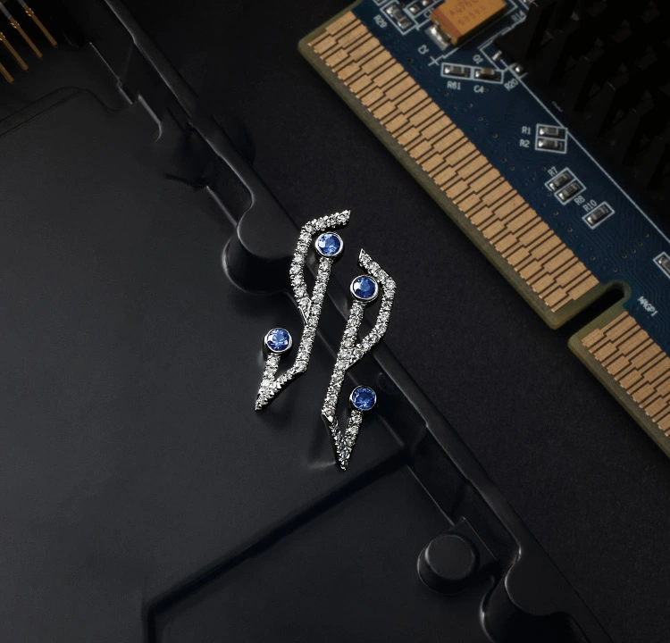 DeGem Malaysia's Stud Earrings